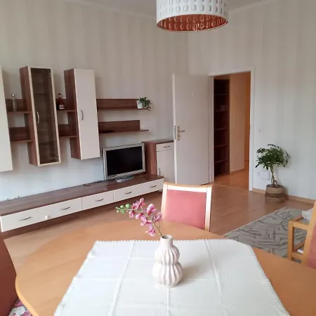 Ferienwohnung Zum Senckenberg Görlitz Exterior foto