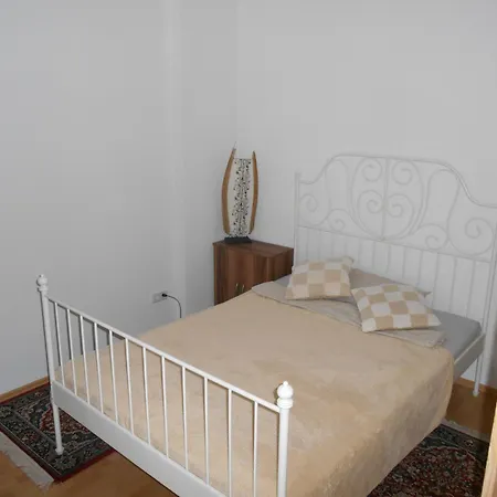 Ferienwohnung Zum Senckenberg Görlitz Exterior foto